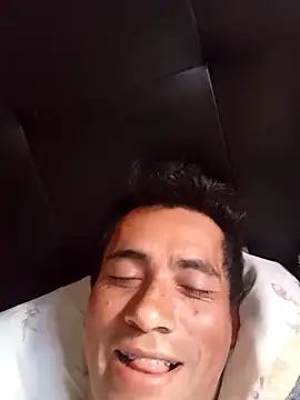 zeusdiosd online show from December 18, 2025, 1:04 pm