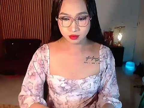 Snapshot of Sweet_kendall_xxx chatting on May 4, 2026, 10:51 am Sweet kendall xxx online show from May 4, 2026, 10:51 am