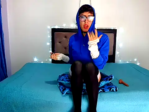 Snapshot of xAngel__Dustx chatting on January 7, 2026, 7:19 pm xAngel Dustx online show from January 7, 2026, 7:19 pm