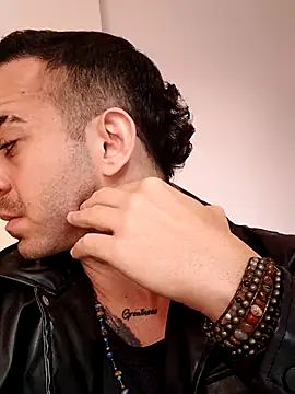 Snapshot of hazarcannn chatting on November 30, 2025, 10:16 am hazarcannn online show from November 30, 2025, 10:16 am