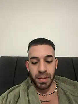 Snapshot of hazarcannn chatting on January 5, 2026, 6:33 pm hazarcannn online show from January 5, 2026, 6:33 pm