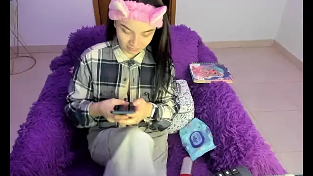 Honney 19 online show from January 6, 2026, 10:52 am