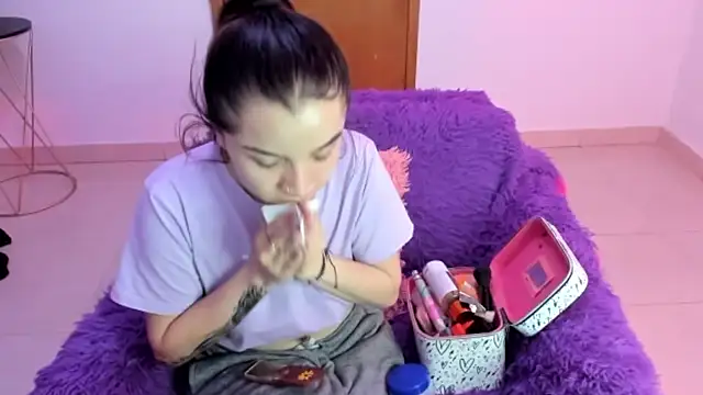 Honney 19 online show from January 9, 2026, 10:44 am