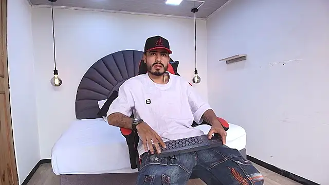 MatthewCullen online show from February 10, 2026, 6:40 pm