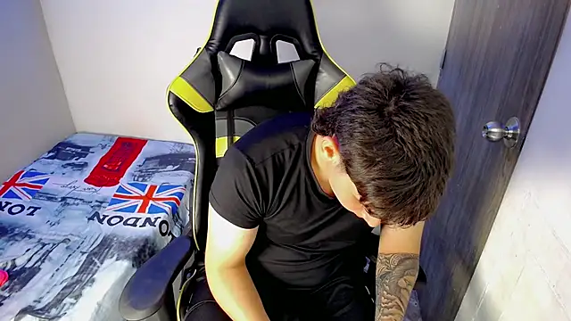 d moneyy  online show from February 27, 2026, 3:40 am