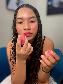 ZoeyFierce online show from May 8, 2026, 7:17 pm