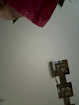 mellixxa online show from December 4, 2025, 2:49 pm