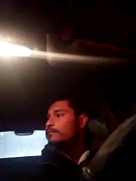 cristian112090 online show from December 17, 2025, 12:43 pm