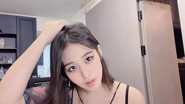 Celestisse- online show from March 19, 2026, 1:33 pm