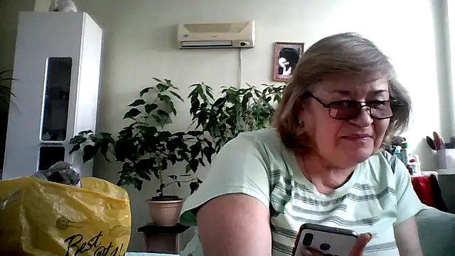 rekelme online show from February 28, 2025, 2:09 pm