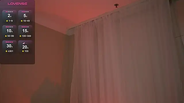 LaraCullen online show from January 13, 2026, 7:29 pm