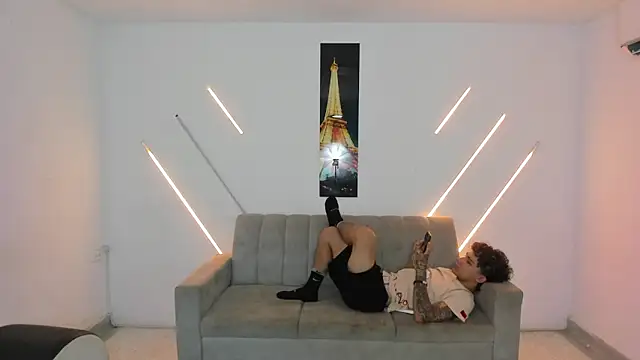 Snapshot of brutal_revolution chatting on February 9, 2026, 1:20 pm brutal revolution online show from February 9, 2026, 1:20 pm