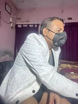 Snapshot of Saxymood1111 chatting on December 17, 2025, 6:07 am Saxymood1111 online show from December 17, 2025, 6:07 am