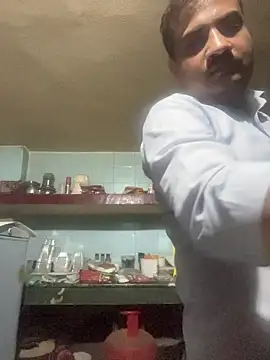 Saxymood1111 online show from April 3, 2026, 6:25 pm