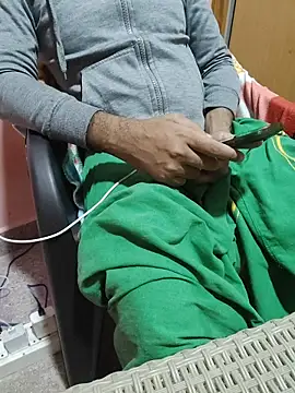 Snapshot of smgrtamil chatting on January 12, 2026, 10:47 pm smgrtamil online show from January 12, 2026, 10:47 pm