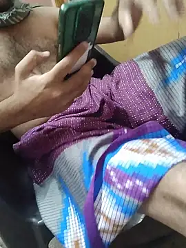 Snapshot of smgrtamil chatting on December 21, 2025, 8:16 am smgrtamil online show from December 21, 2025, 8:16 am