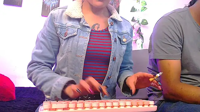 Snapshot of Ginger-24 chatting on January 12, 2026, 5:42 pm Ginger-24 online show from January 12, 2026, 5:42 pm