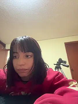Snapshot of Mia_fiire chatting on July 11, 2026, 5:08 am Mia fiire online show from July 11, 2026, 5:08 am