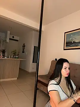 Snapshot of angely_ross1 chatting on January 9, 2026, 3:35 am angely ross1 online show from January 9, 2026, 3:35 am