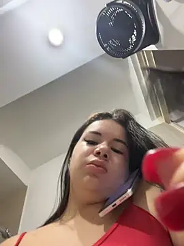 Snapshot of angely_ross1 chatting on December 22, 2025, 10:32 pm angely ross1 online show from December 22, 2025, 10:32 pm