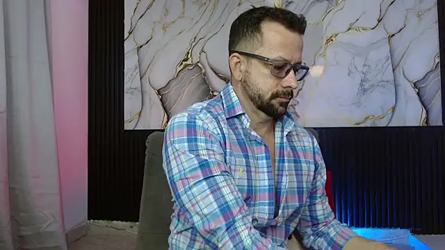 Snapshot of robert_poison1 chatting on December 15, 2025, 6:36 pm robert poison1 online show from December 15, 2025, 6:36 pm