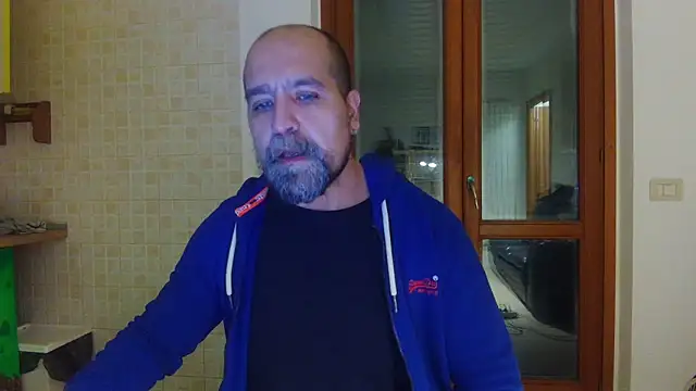 Snapshot of AMIRDIB2025 chatting on January 17, 2026, 11:52 pm AMIRDIB2025 online show from January 17, 2026, 11:52 pm