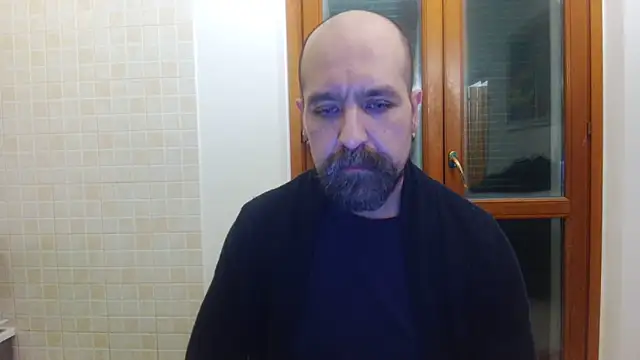 AMIRDIB2025 online show from April 16, 2026, 9:39 pm