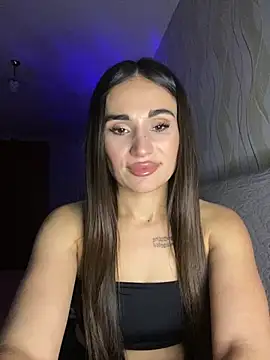 MonikaSi online show from January 18, 2026, 4:43 pm