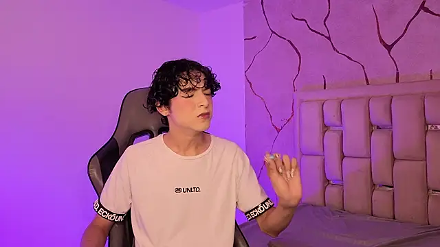 SthepanodiMonaco online show from February 26, 2026, 8:31 pm