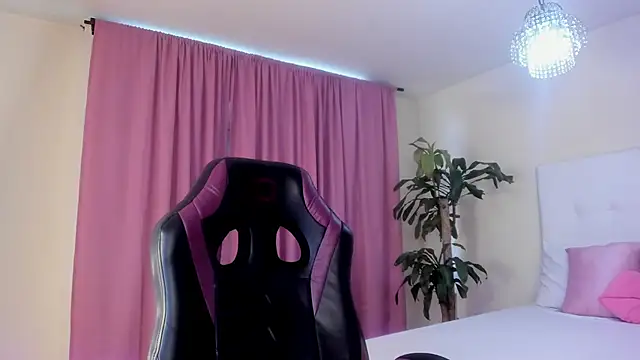 Snapshot of Emmaa_Queen_ chatting on January 8, 2026, 7:20 pm Emmaa Queen online show from January 8, 2026, 7:20 pm