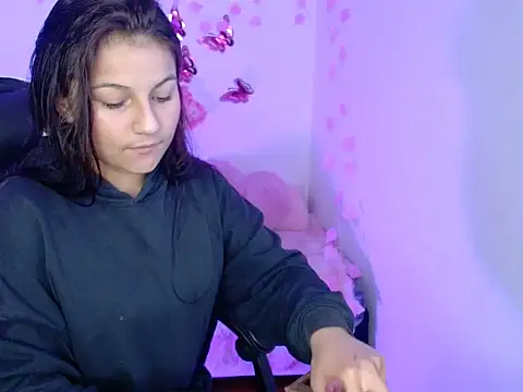 Nina  666 online show from December 15, 2025, 11:27 am