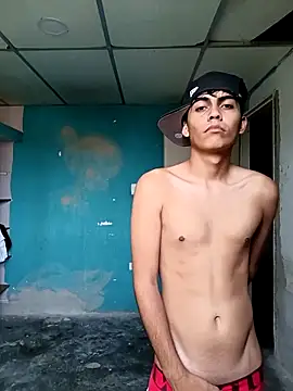 Snapshot of kirito_22cm chatting on November 30, 2025, 7:47 pm kirito 22cm online show from November 30, 2025, 7:47 pm