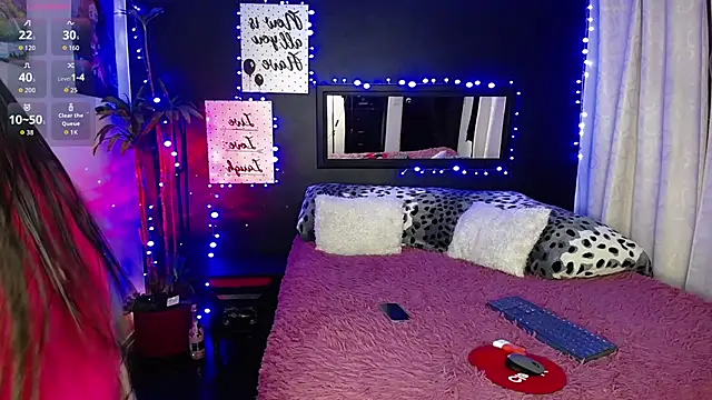 violetta afrodi online show from January 14, 2026, 2:26 am