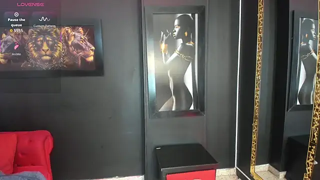 Snapshot of AgathaMyller chatting on December 18, 2025, 12:53 pm AgathaMyller online show from December 18, 2025, 12:53 pm