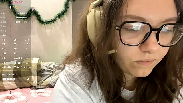 Snapshot of KerriMcbreen chatting on January 12, 2026, 3:24 am KerriMcbreen online show from January 12, 2026, 3:24 am