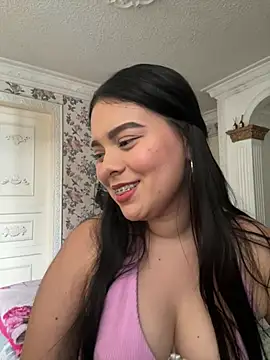 sweet ruby  online show from May 22, 2026, 9:02 pm