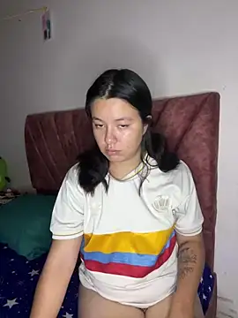 Honey sexy30 online show from August 4, 2026, 1:04 pm
