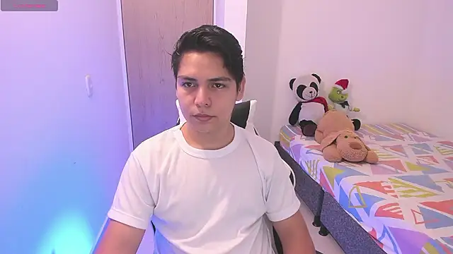 Asta YunoXXX online show from March 16, 2026, 5:44 am