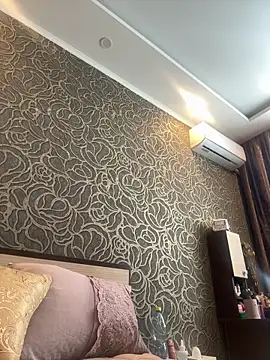 Sweet little gir online show from March 23, 2026, 9:53 am