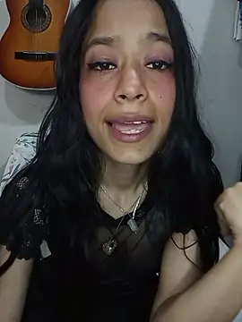 Snapshot of Emma_Everett chatting on December 2, 2025, 12:29 pm Emma Everett online show from December 2, 2025, 12:29 pm