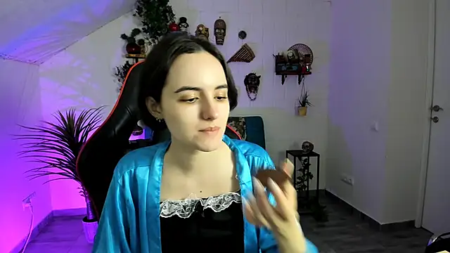 KateWillows online show from February 21, 2026, 4:25 am