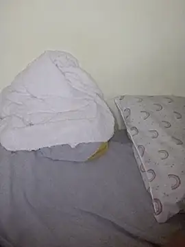 floctous online show from December 1, 2025, 12:39 pm