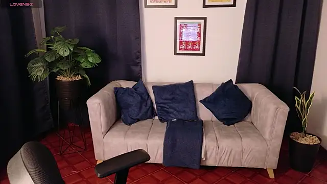 Snapshot of MilfArlet chatting on January 14, 2026, 1:26 pm MilfArlet online show from January 14, 2026, 1:26 pm