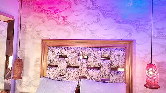 emily dempsey online show from April 2, 2026, 3:19 pm