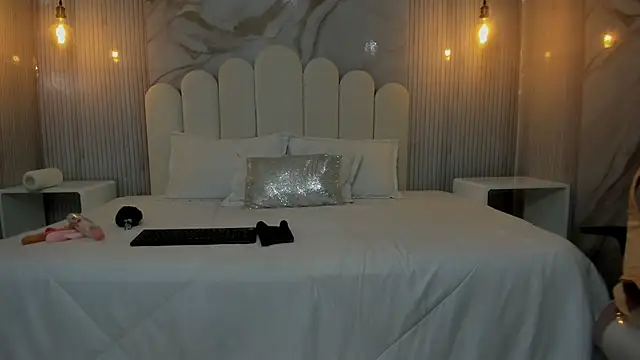 Snapshot of CHLOE_BLOWJOB chatting on January 6, 2026, 11:14 am CHLOE BLOWJOB online show from January 6, 2026, 11:14 am