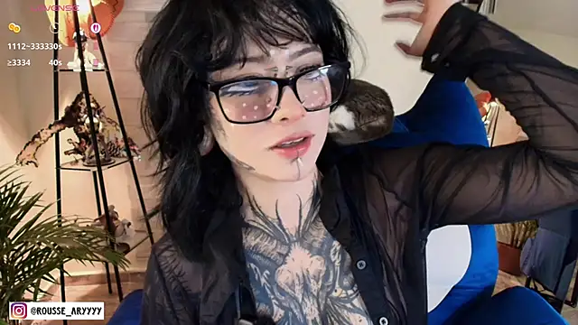 AryRousse online show from April 10, 2026, 3:13 am