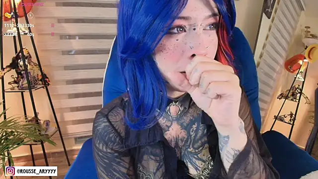 AryRousse online show from April 14, 2026, 3:33 am