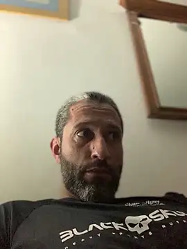 Calientesensible online show from March 27, 2026, 3:04 am