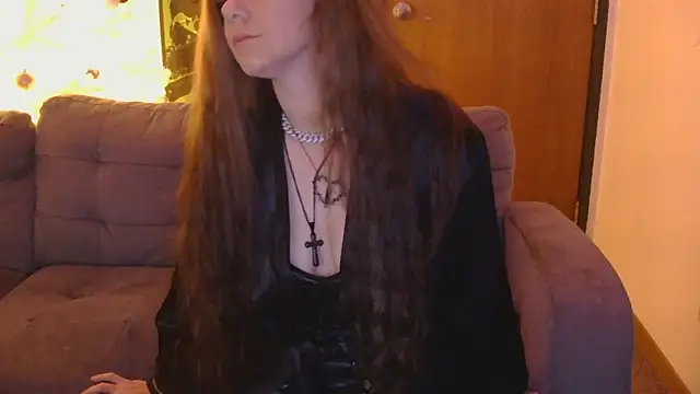 Snapshot of BlazednBeautiful chatting on December 1, 2025, 1:17 am BlazednBeautiful online show from December 1, 2025, 1:17 am