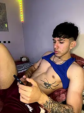 wil hot online show from January 12, 2026, 4:25 pm